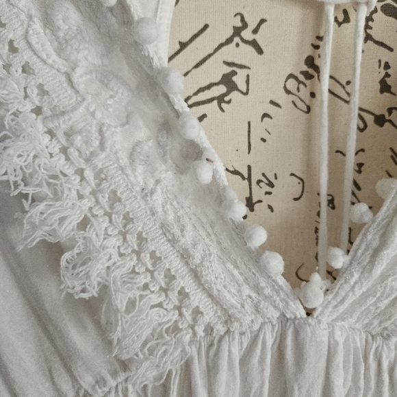 White Lace Trim Italian Made - Picture 6 of 9